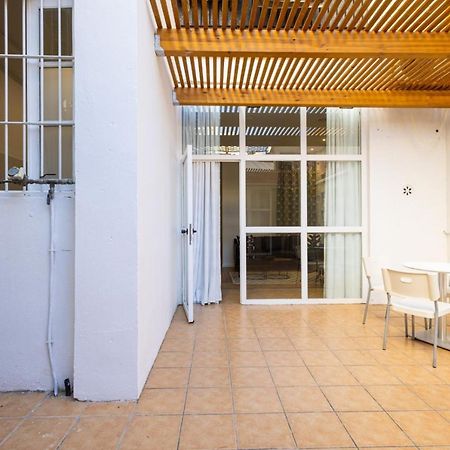 Florit Flats - The Vella Apartment Валенсия Экстерьер фото